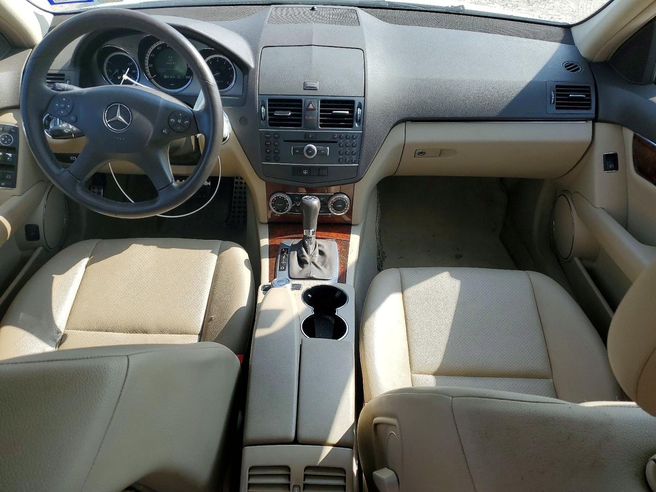 2011 MERCEDES-BENZ C 300 photo 15