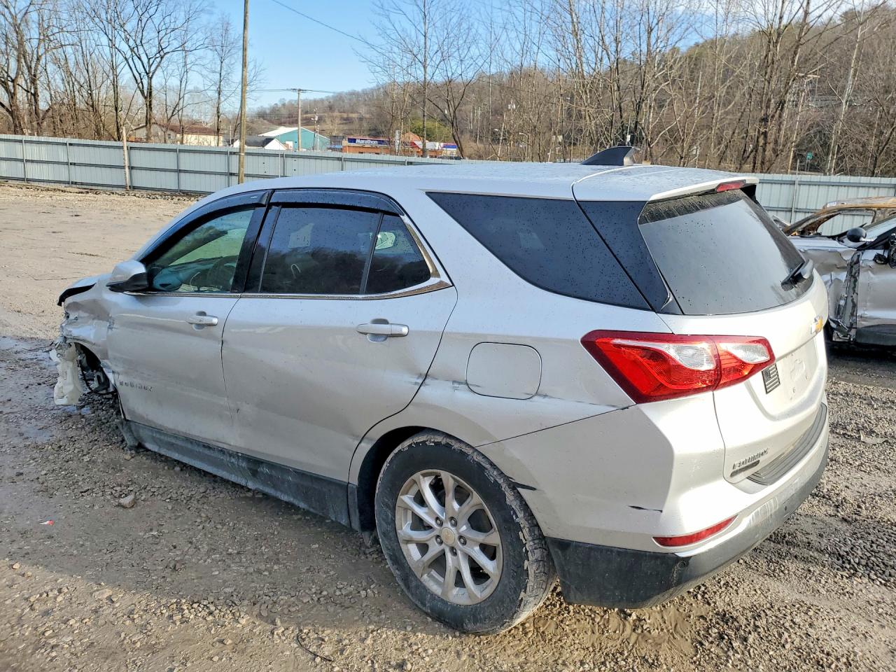 2020 CHEVROLET EQUINOX LT photo 3