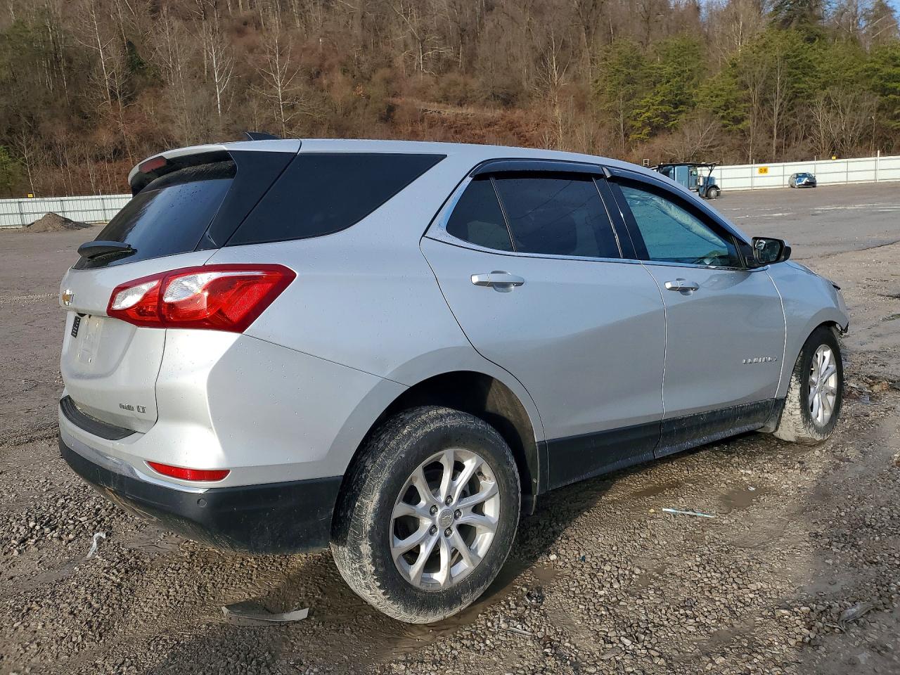 2020 CHEVROLET EQUINOX LT photo 5