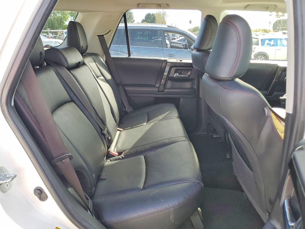 2022 TOYOTA 4RUNNER SR5 PREMIUM photo 31
