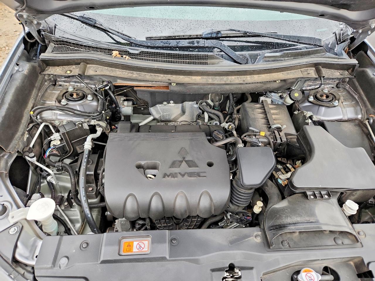 2019 MITSUBISHI OUTLANDER SE photo 23