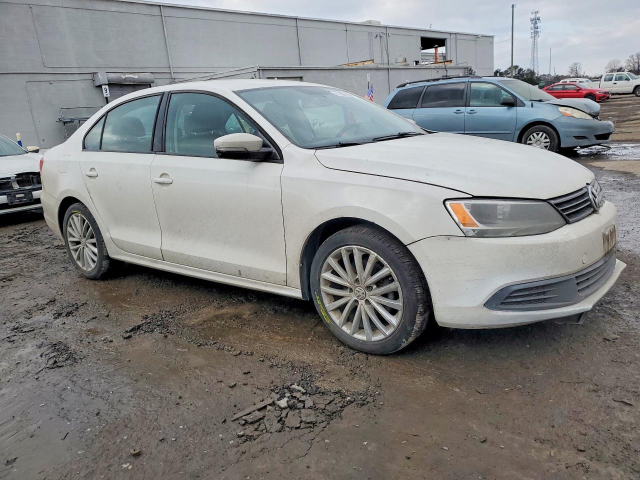 2014 VOLKSWAGEN JETTA SE photo 4