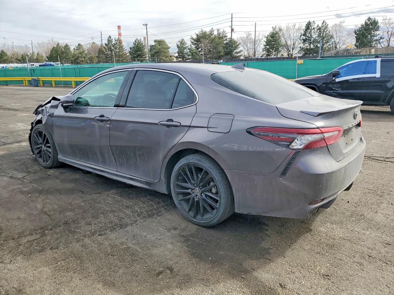 2022 TOYOTA CAMRY XSE photo 3