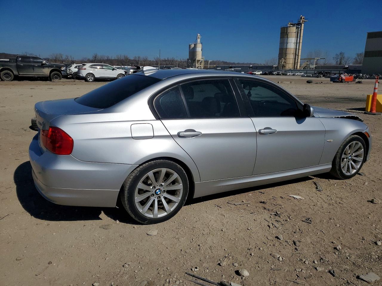 2010 BMW 328 I photo 3