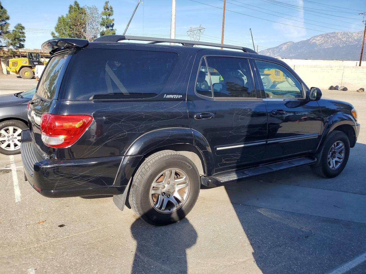 2005 TOYOTA SEQUOIA LIMITED photo 3