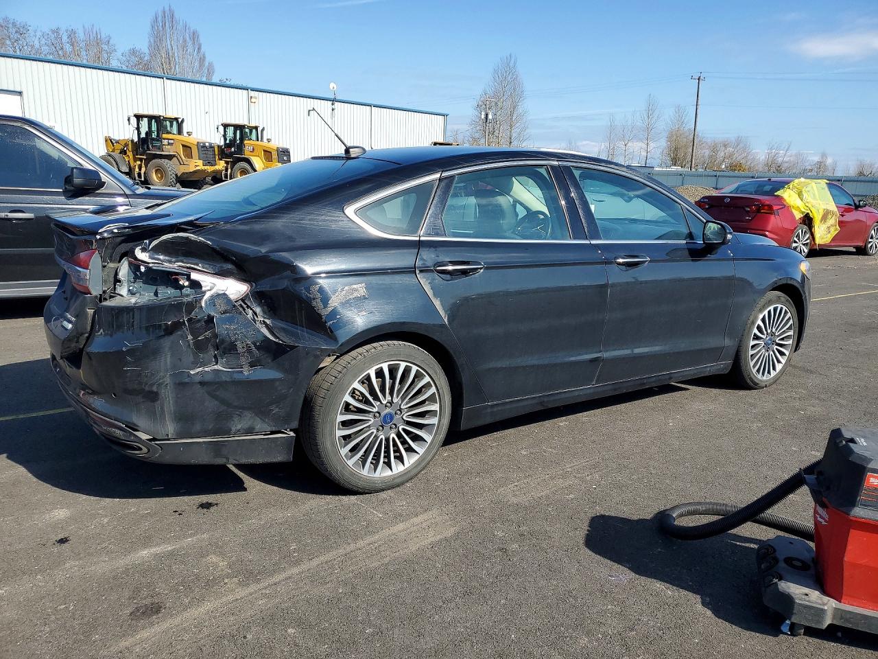 2017 FORD FUSION TITANIUM photo 3