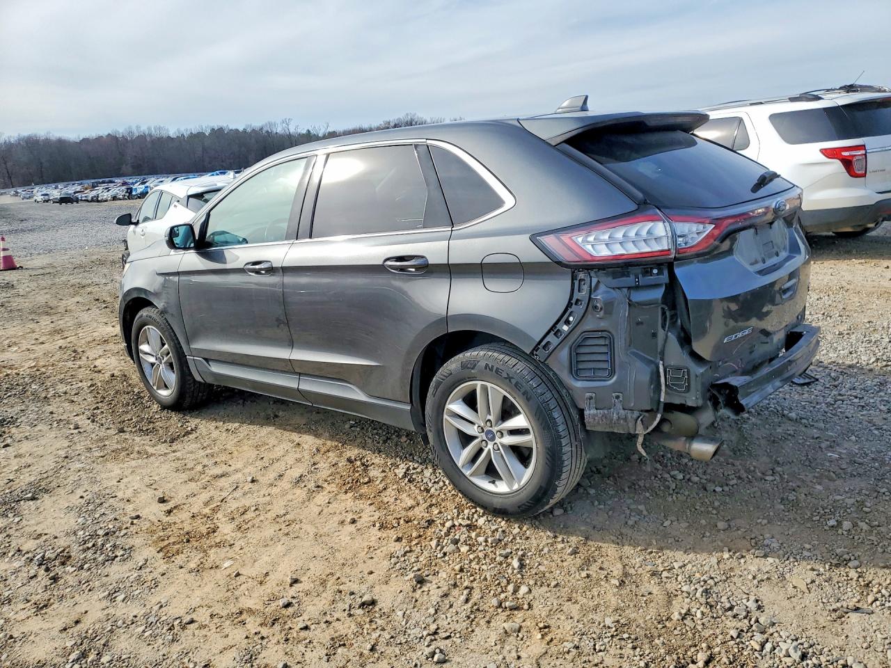 2016 FORD EDGE SEL photo 4
