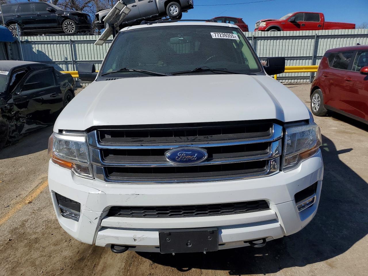 2017 FORD EXPEDITION EL XLT photo 13