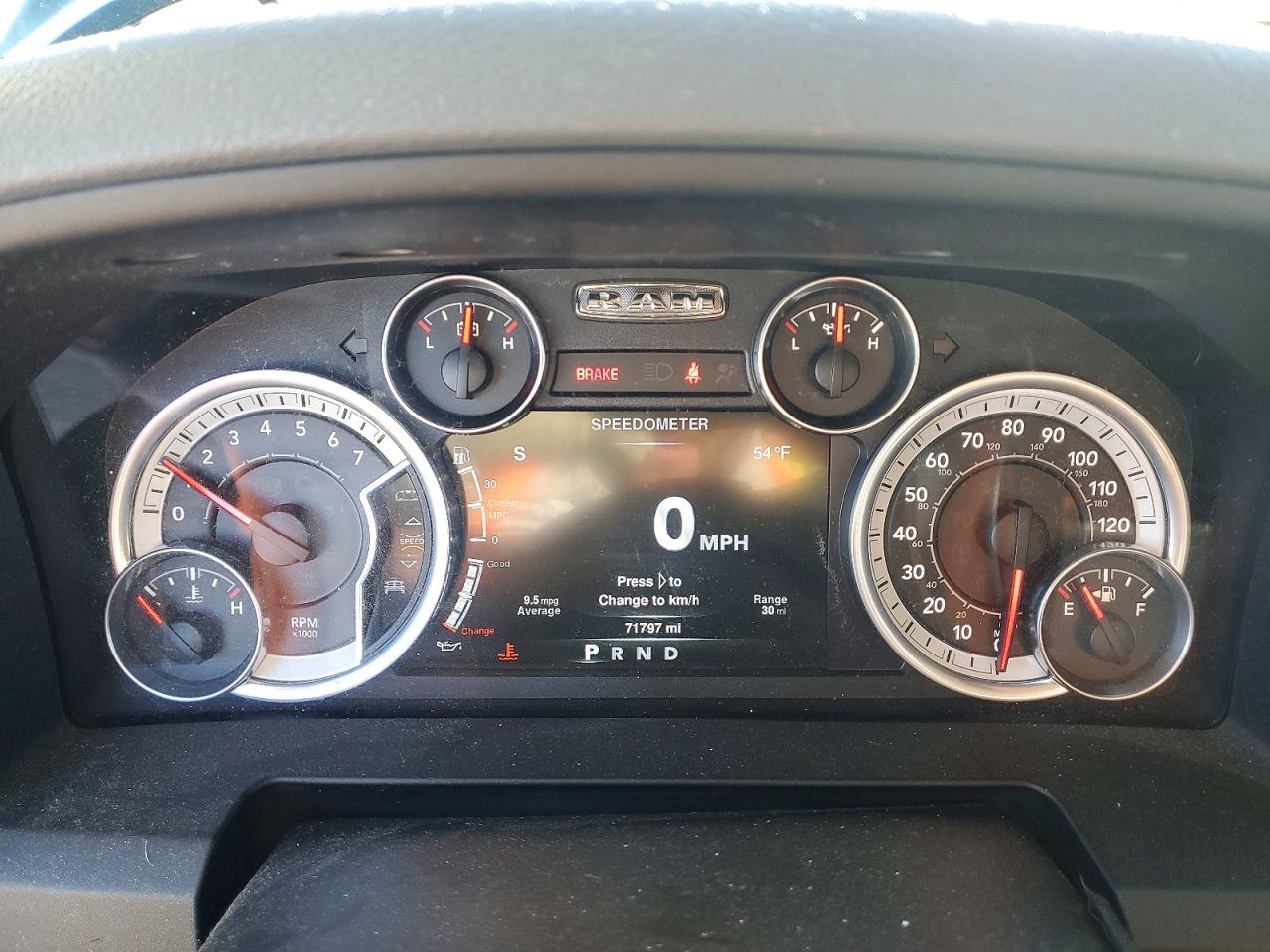 2013 RAM 1500 SLT photo 17
