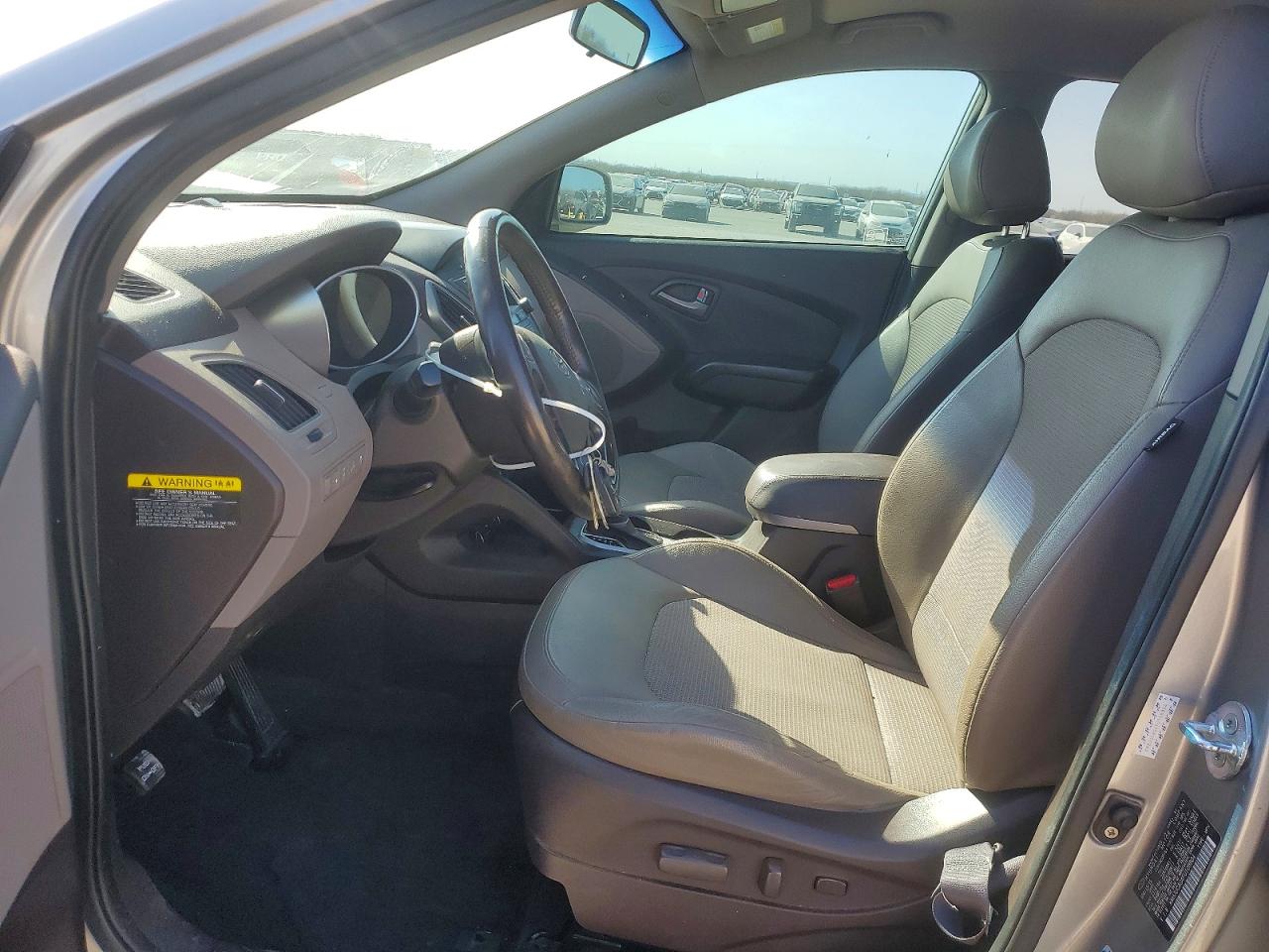 2015 HYUNDAI TUCSON SE photo 13