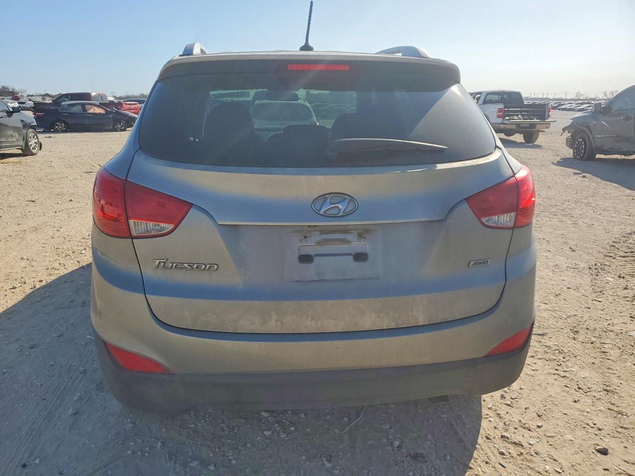 2015 HYUNDAI TUCSON SE photo 11