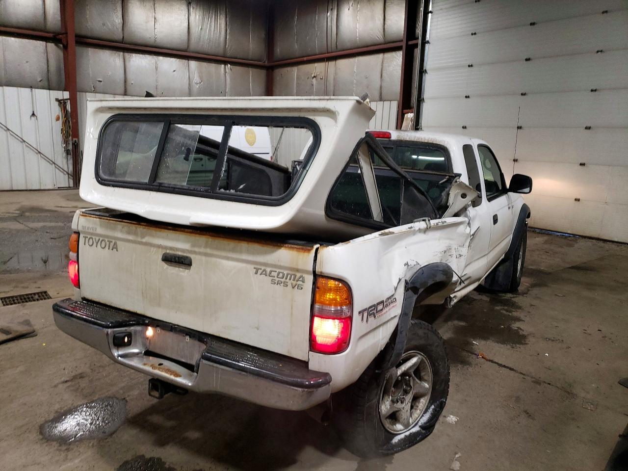 2004 TOYOTA TACOMA V6 photo 5