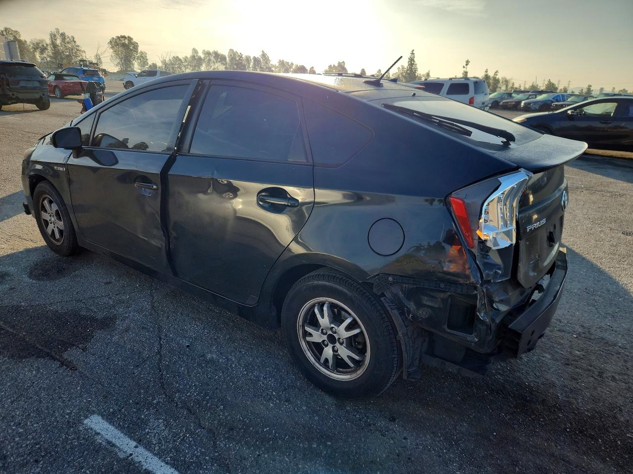 2011 TOYOTA PRIUS TWO photo 2