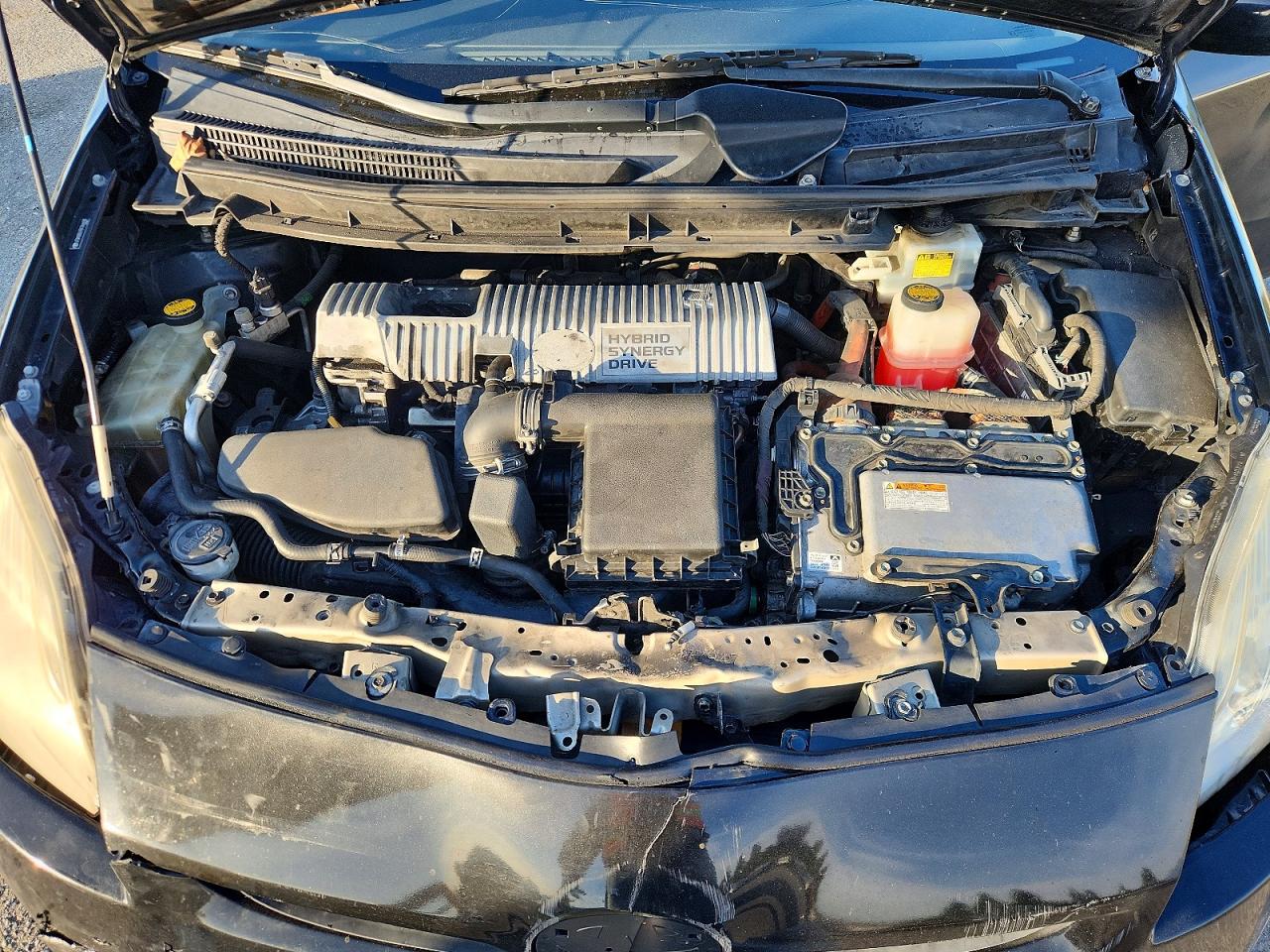 2011 TOYOTA PRIUS TWO photo 11