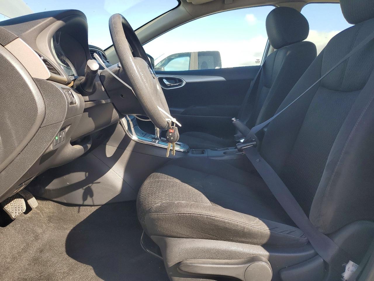 2013 NISSAN SENTRA S photo 13