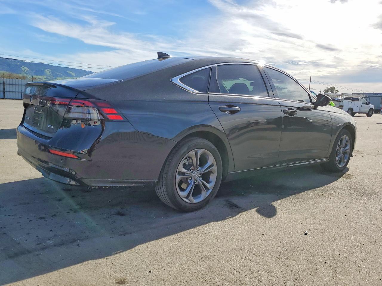 2024 HONDA ACCORD HYBRID EXL photo 5