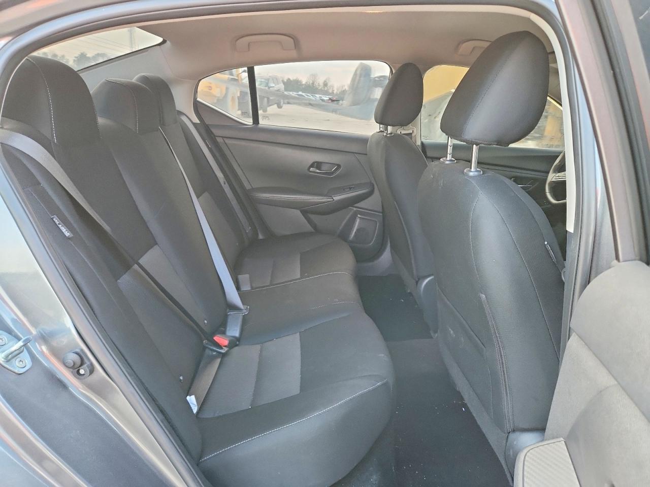 2025 NISSAN SENTRA SV photo 10
