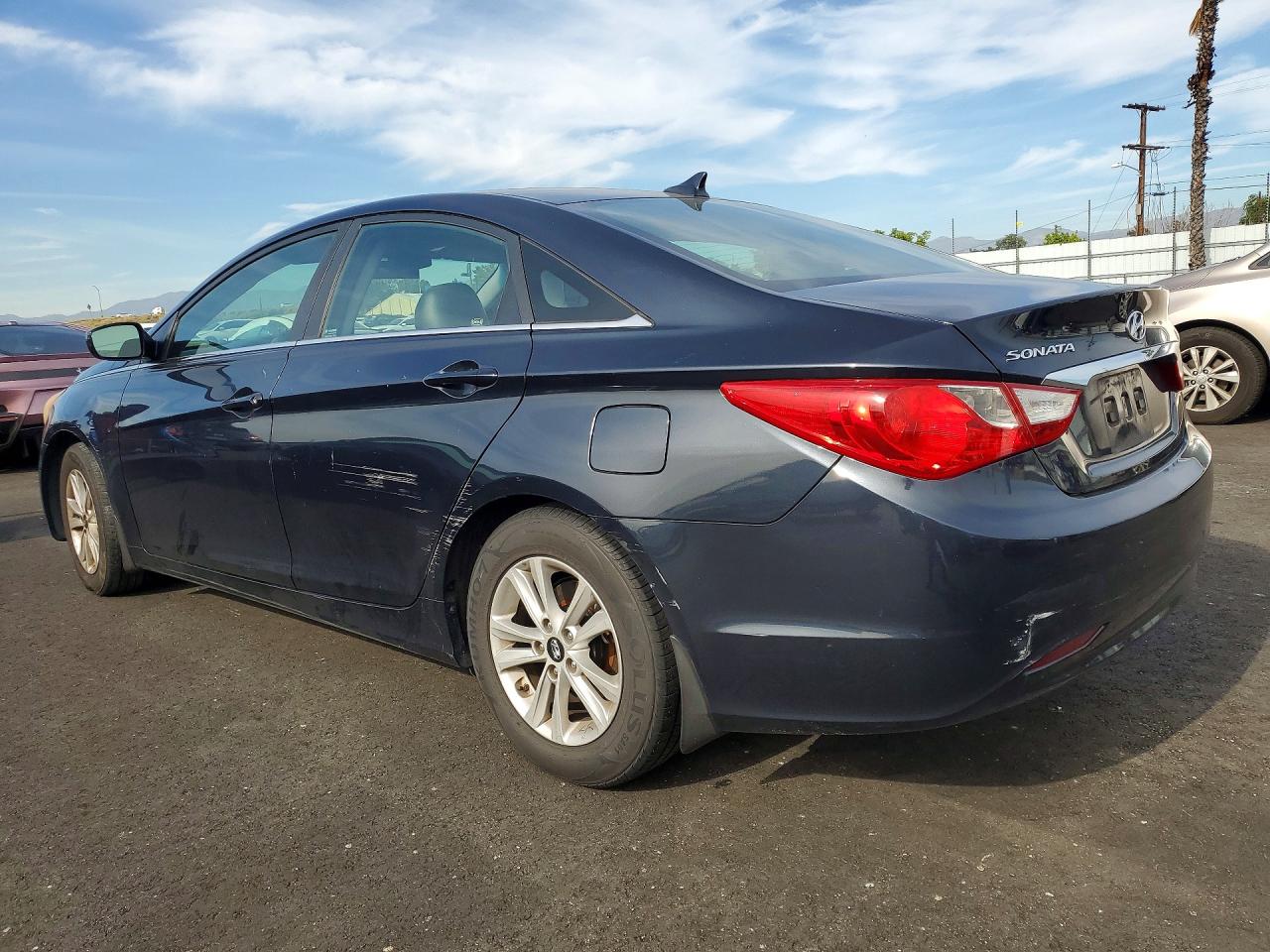 2011 HYUNDAI SONATA GLS photo 3