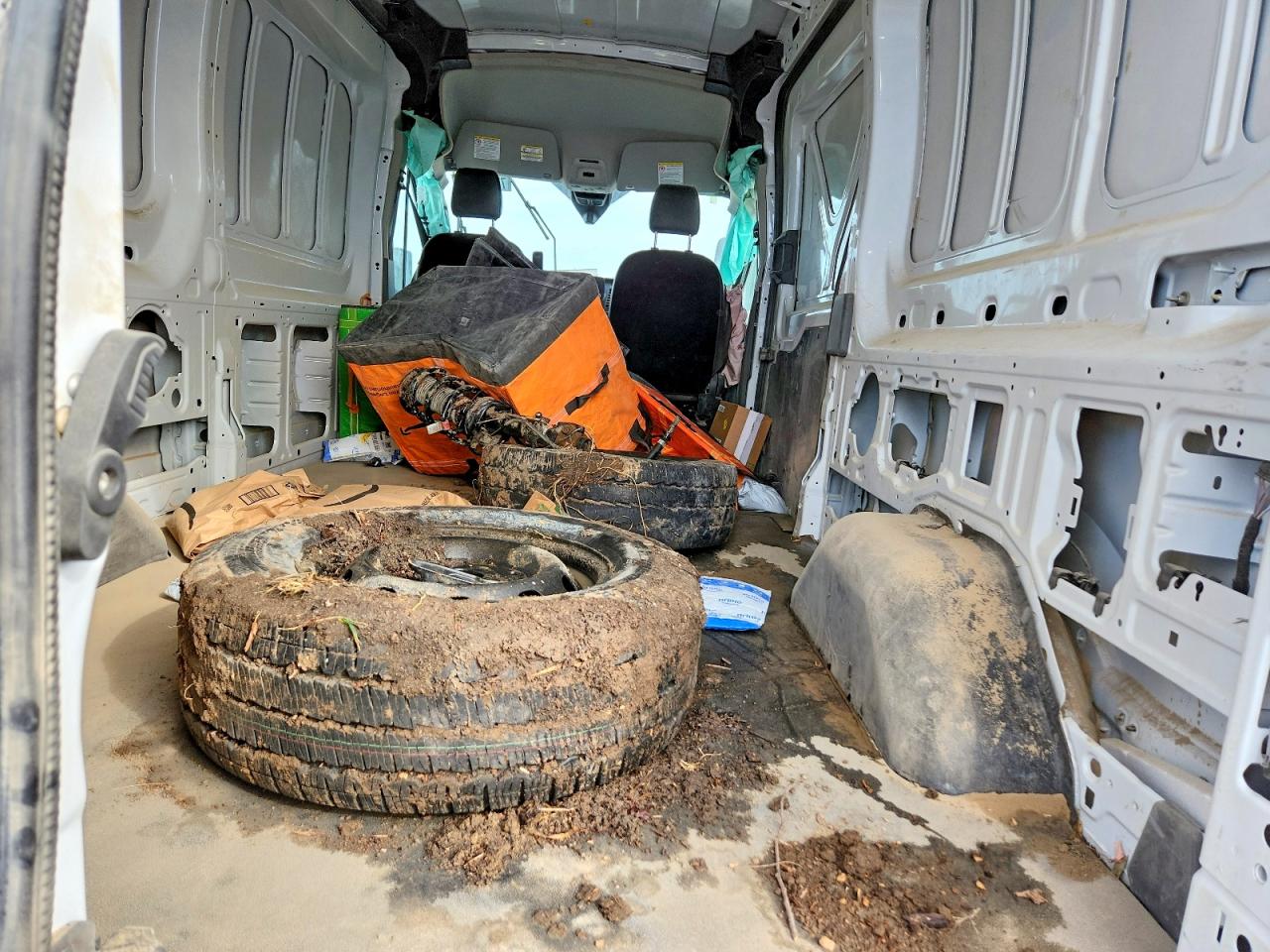 2025 FORD TRANSIT 250 DELIVERY VAN photo 10
