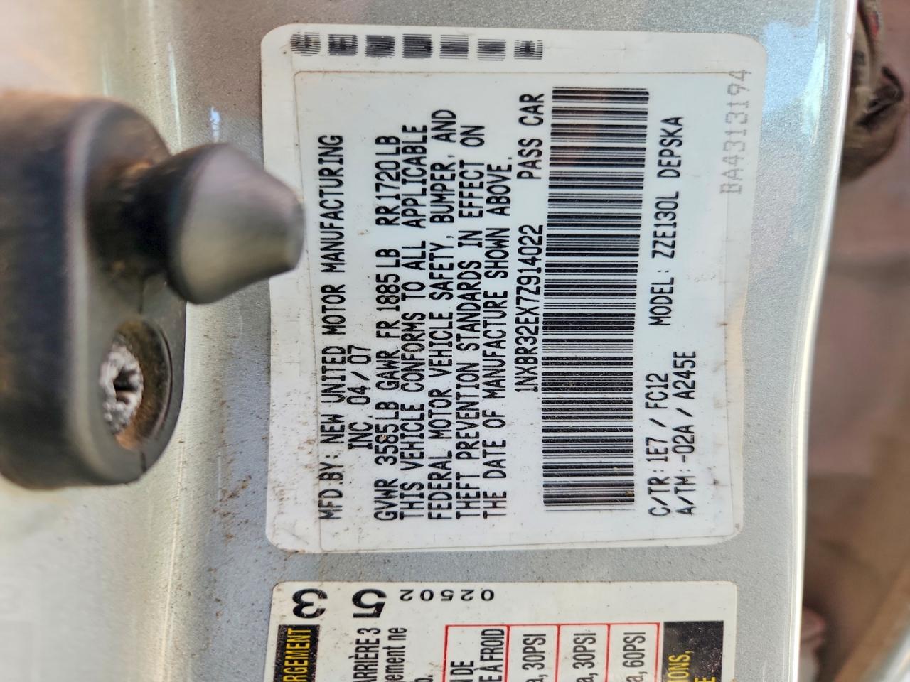 2007 TOYOTA COROLLA S photo 23