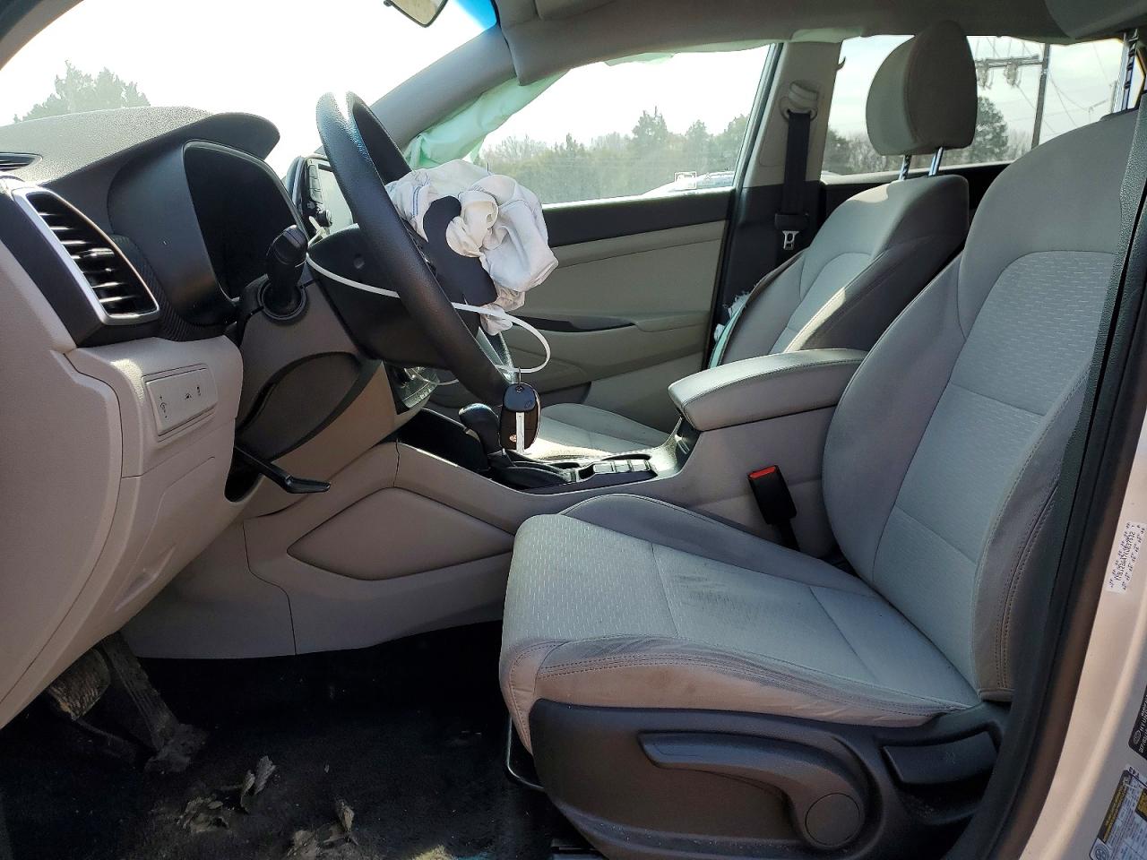 2019 HYUNDAI TUCSON SE photo 13
