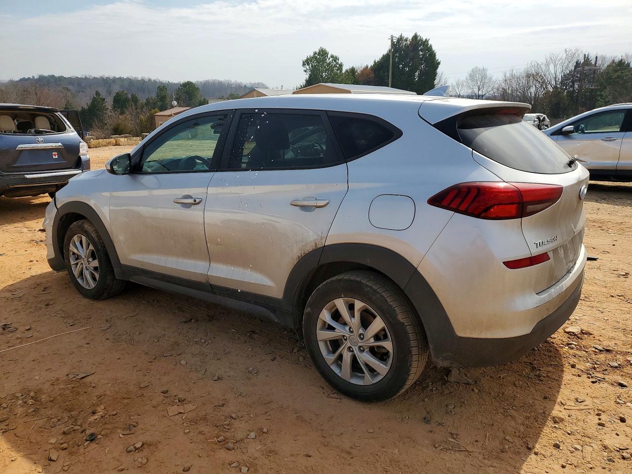 2019 HYUNDAI TUCSON SE photo 3
