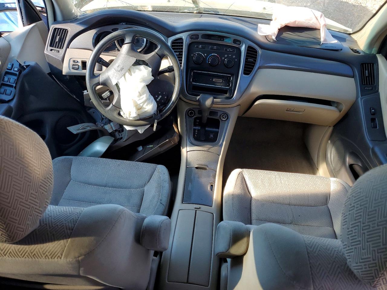 2003 TOYOTA HIGHLANDER BASE photo 23
