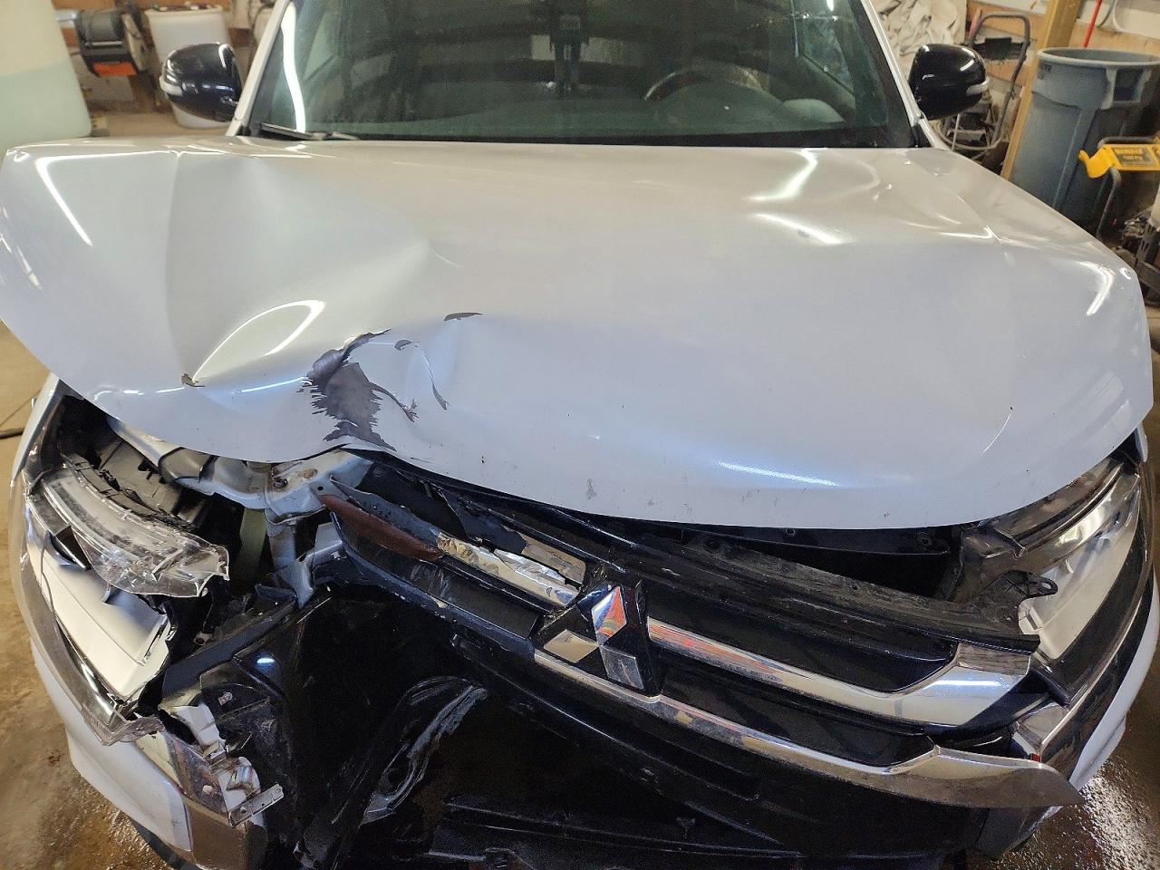 2018 MITSUBISHI OUTLANDER SE photo 34
