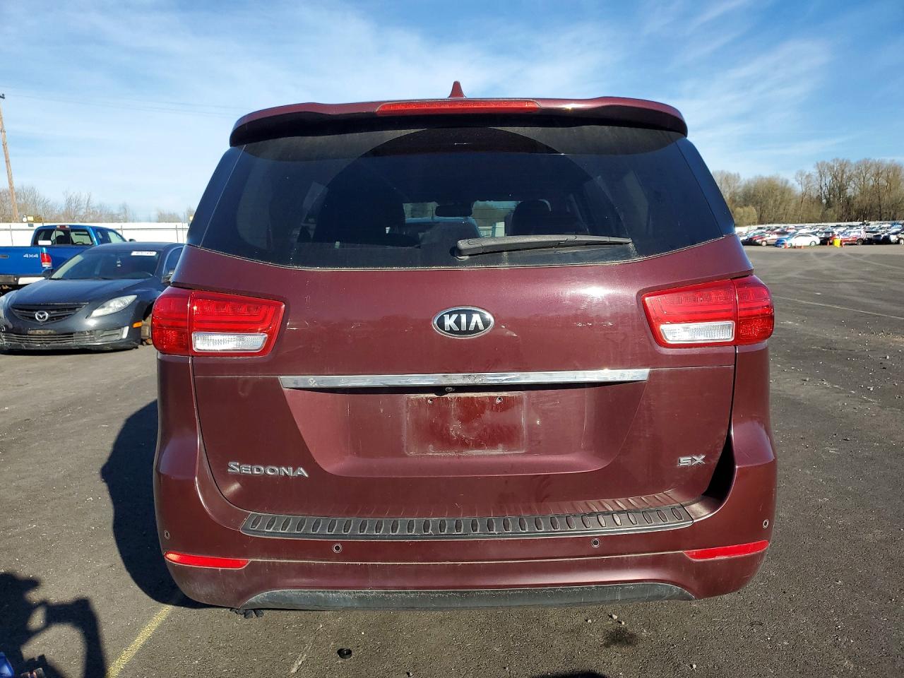2018 KIA SEDONA SX photo 16