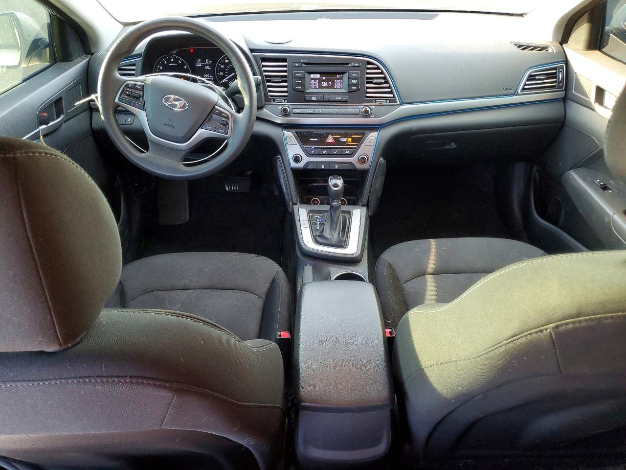 2018 HYUNDAI ELANTRA SE photo 8