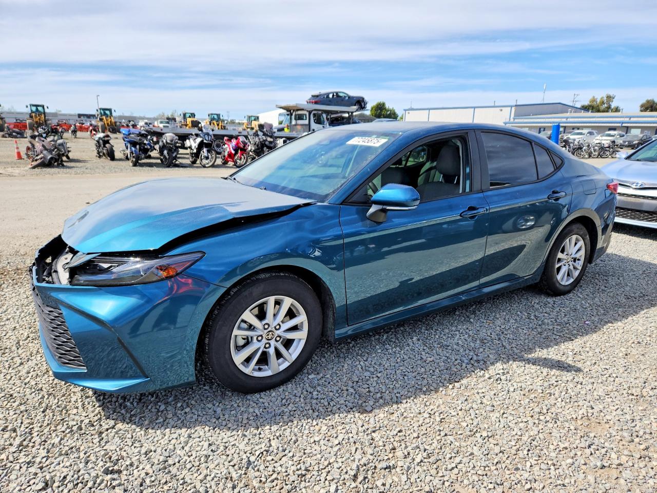 2025 TOYOTA CAMRY