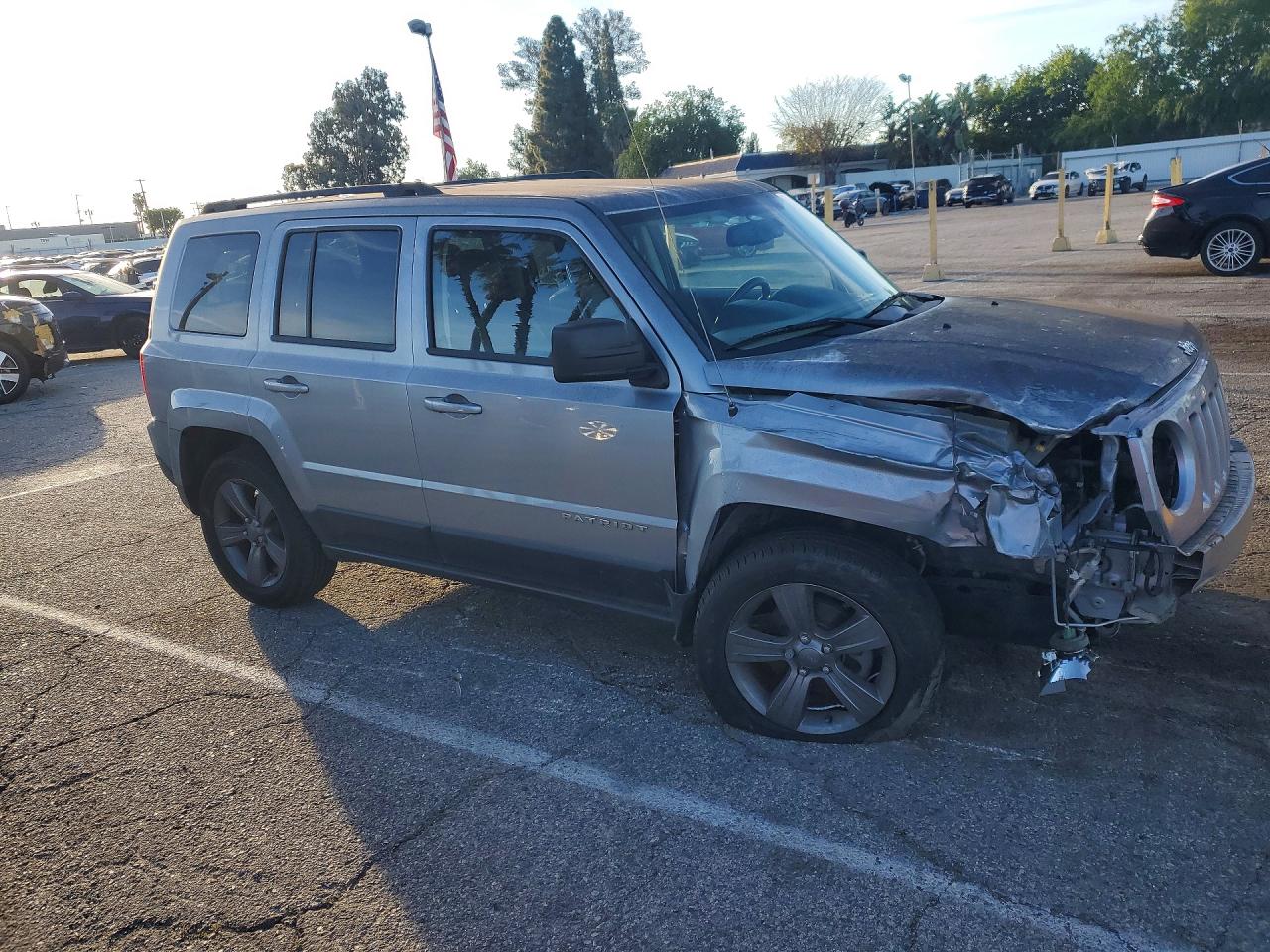 2015 JEEP PATRIOT LATITUDE photo 4