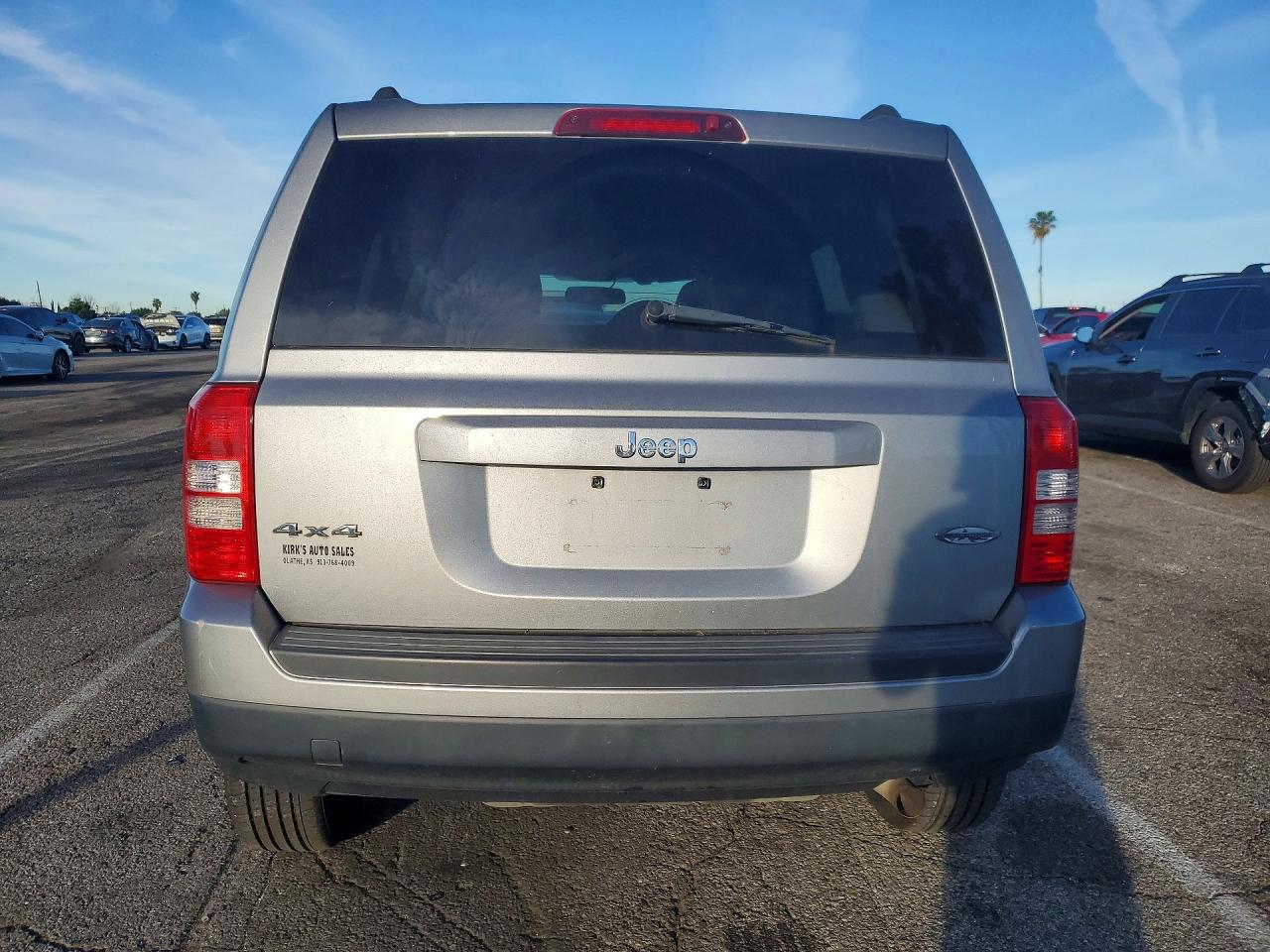2015 JEEP PATRIOT LATITUDE photo 6