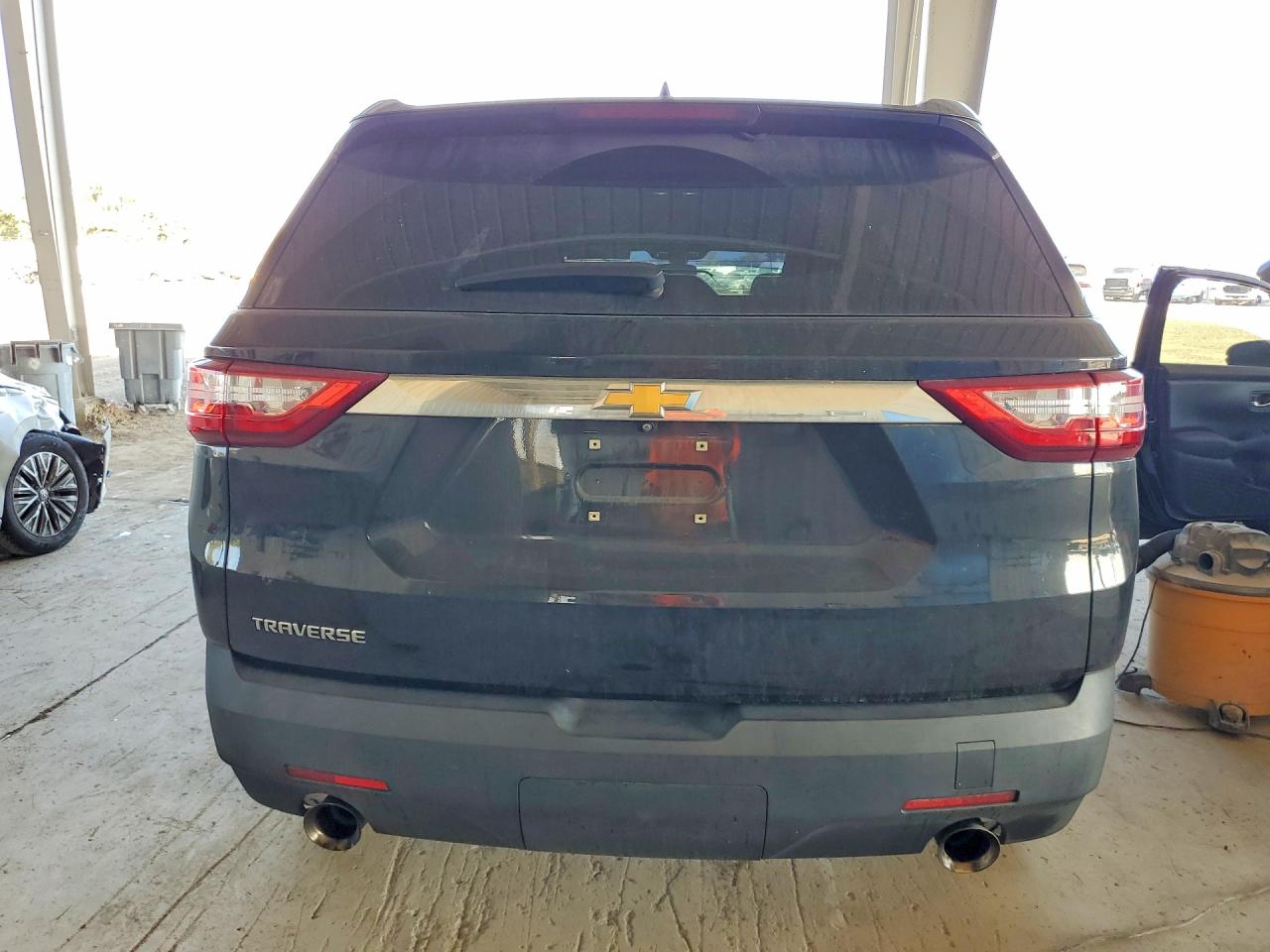 2020 CHEVROLET TRAVERSE LS photo 11