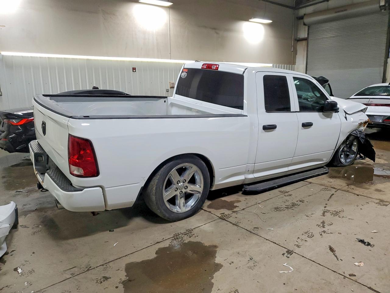2014 RAM 1500 ST photo 3