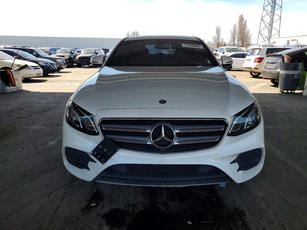 2017 MERCEDES-BENZ E 300 photo 5