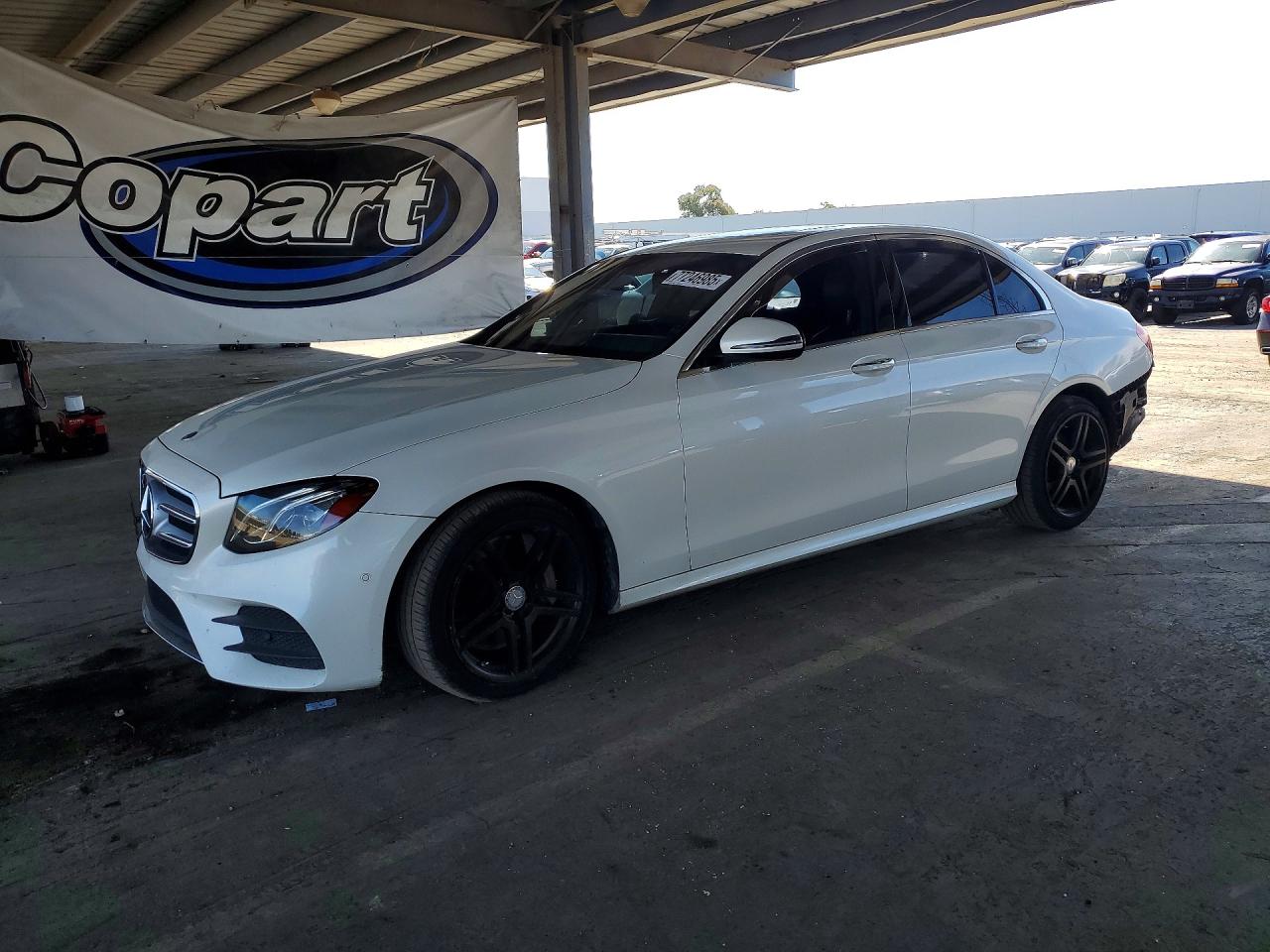 2017 MERCEDES-BENZ E
