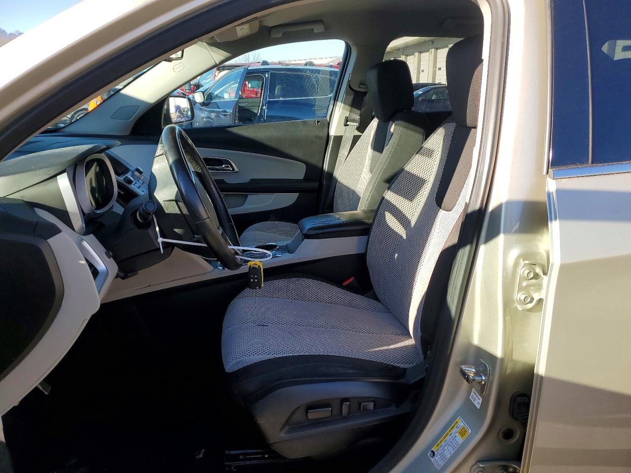 2016 CHEVROLET EQUINOX LT photo 13