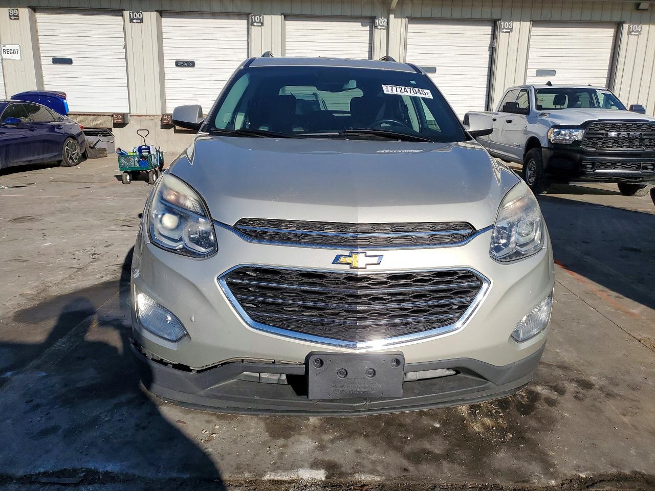 2016 CHEVROLET EQUINOX LT photo 9