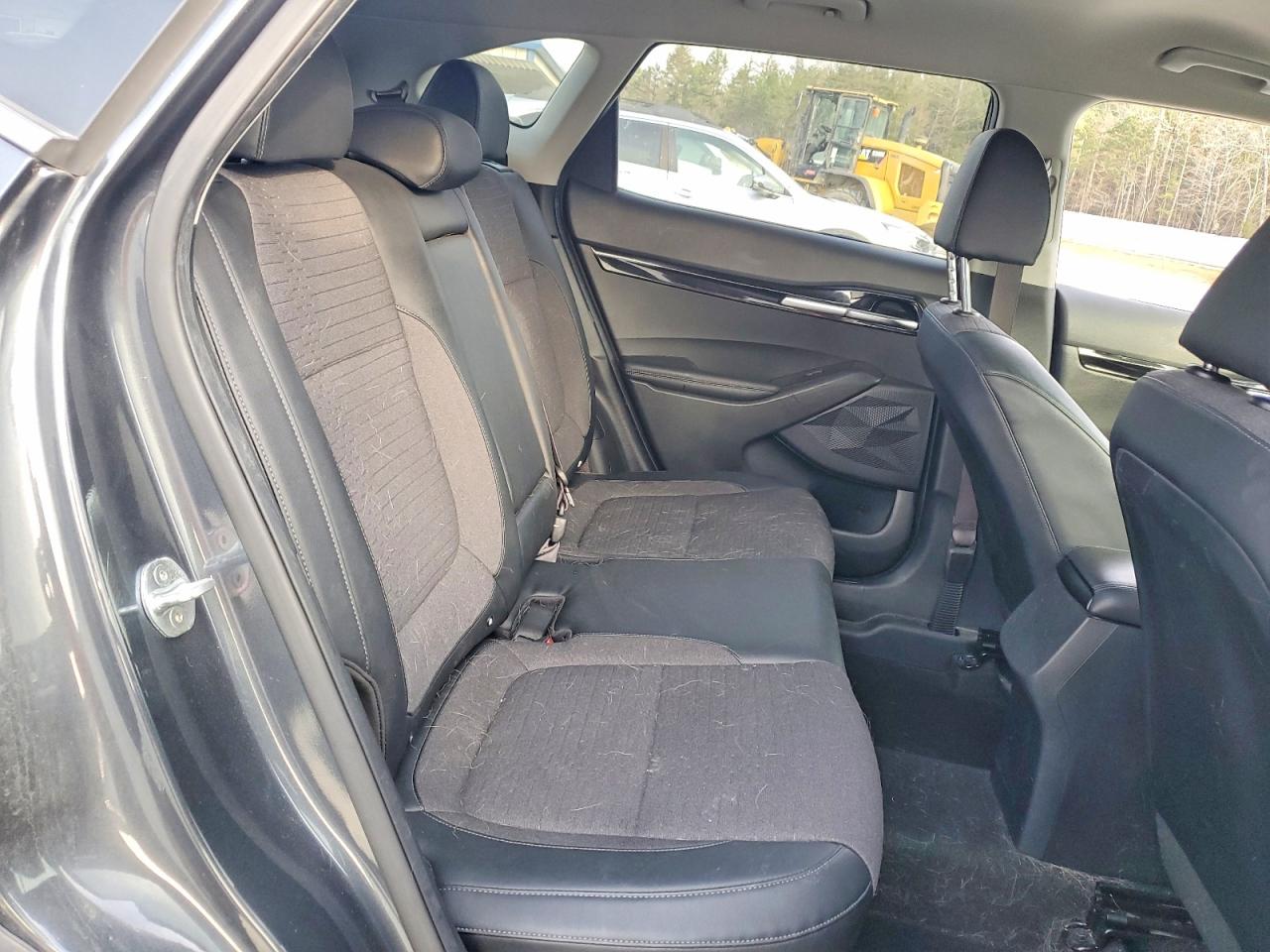 2021 KIA SELTOS S photo 11