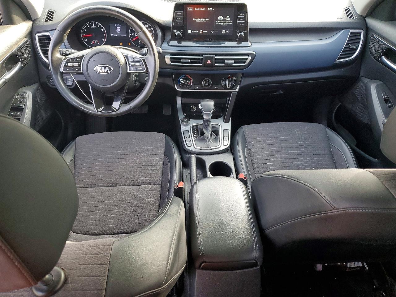 2021 KIA SELTOS S photo 8