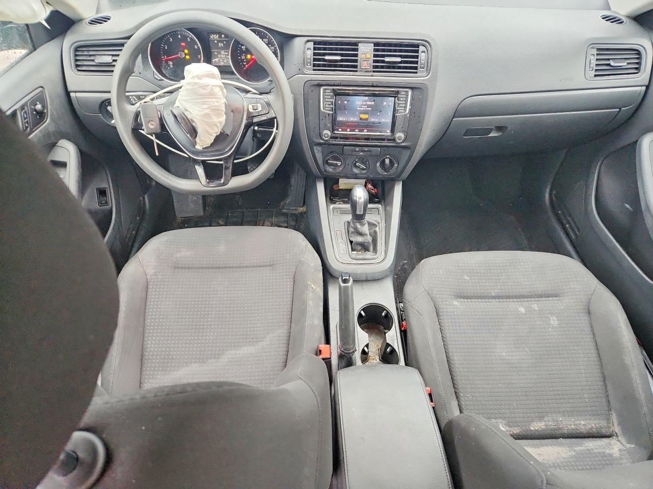 2016 VOLKSWAGEN JETTA S photo 22