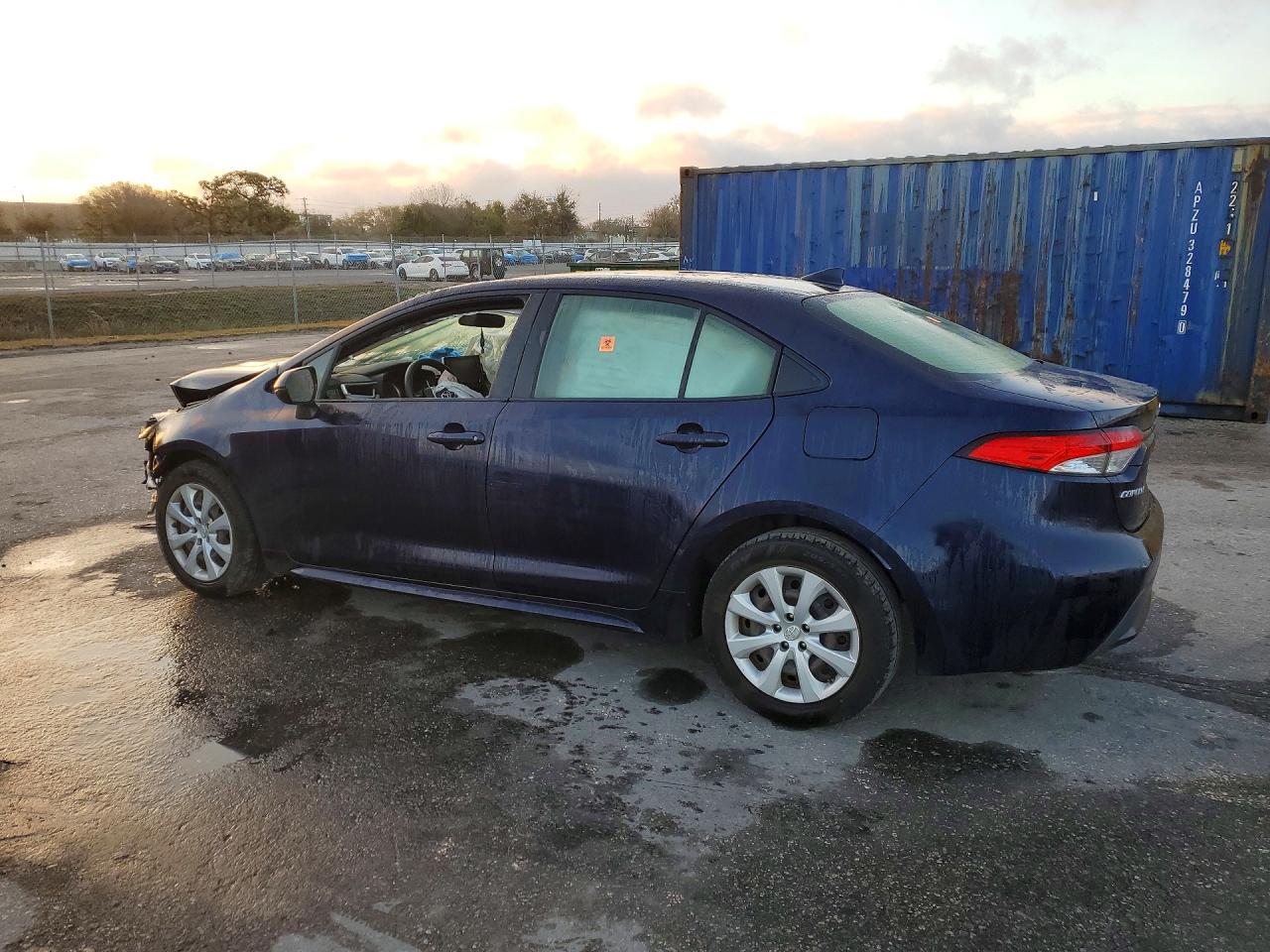 2020 TOYOTA COROLLA LE photo 4