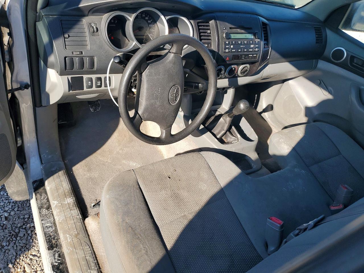 2009 TOYOTA TACOMA photo 8