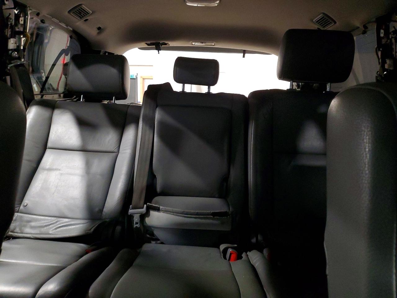 2015 TOYOTA SEQUOIA LIMITED photo 28