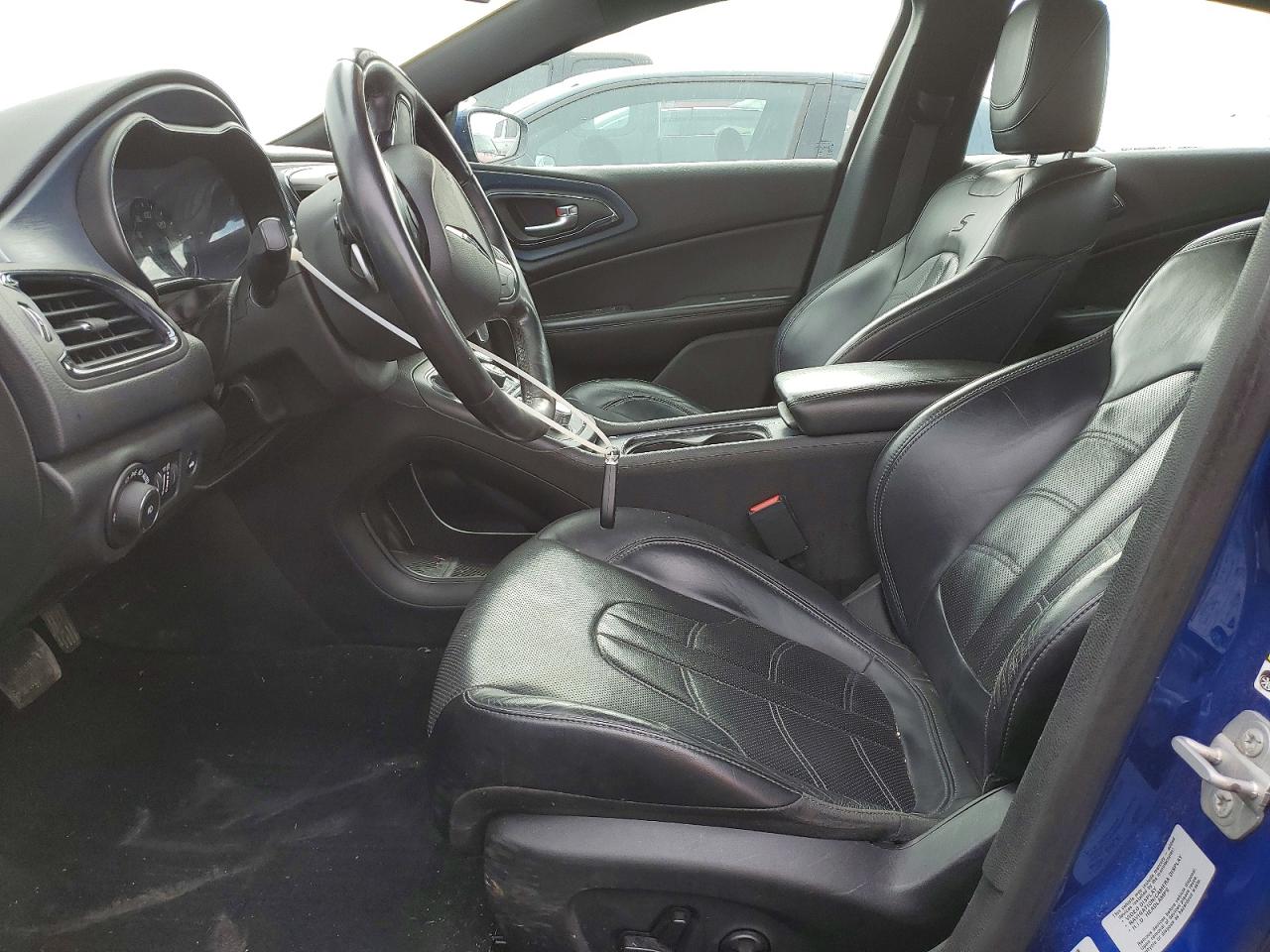 2015 CHRYSLER 200 S photo 25