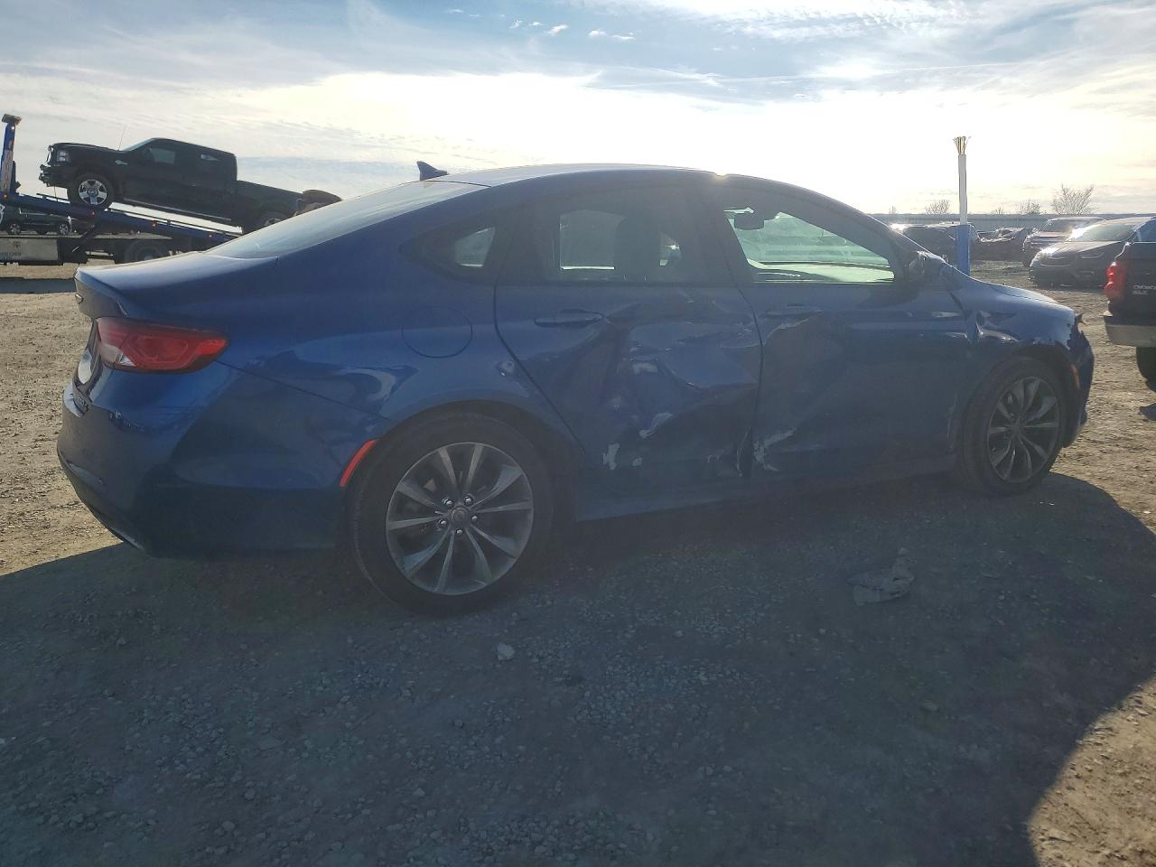 2015 CHRYSLER 200 S photo 9