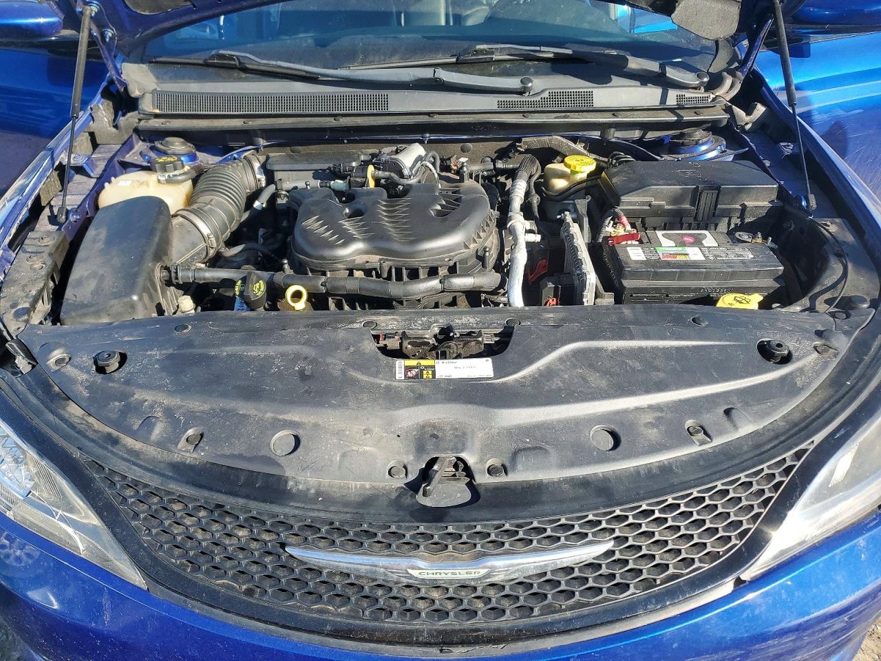 2015 CHRYSLER 200 S photo 41