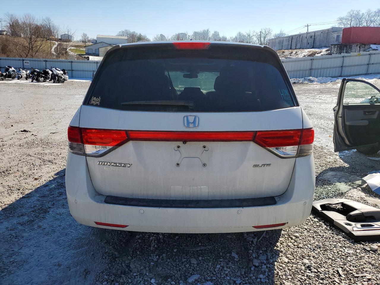 2016 HONDA ODYSSEY TOURING photo 16