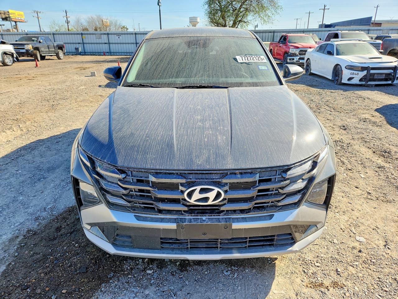 2025 HYUNDAI TUCSON SE photo 9